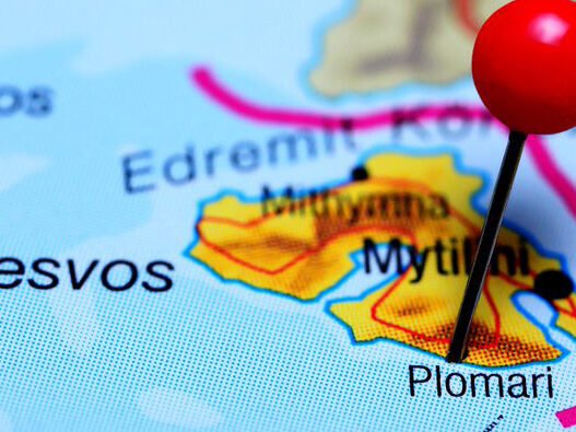 Plomari, pinned in a map